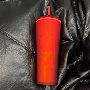 STARBUCKS RED HEART DOME